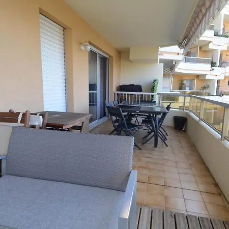 Appartement Plein Ciel - 5 Personnes Avec Piscine Sur La Corniche Fleurie A