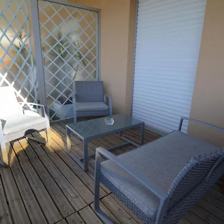 Appartement Plein Ciel - 5 Personnes Avec Piscine Sur La Corniche Fleurie A Nice
