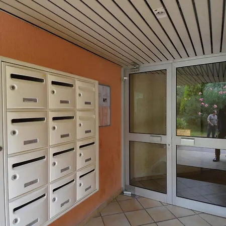 Plein Ciel - 5 Personnes Avec Piscine Sur La Corniche Fleurie à *