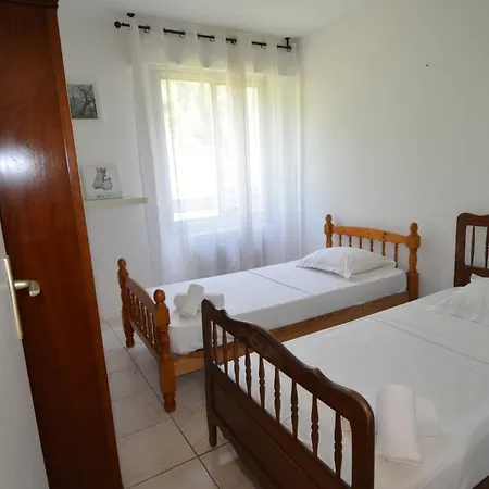 Plein Ciel - 5 Personnes Avec Piscine Sur La Corniche Fleurie à Apartamento